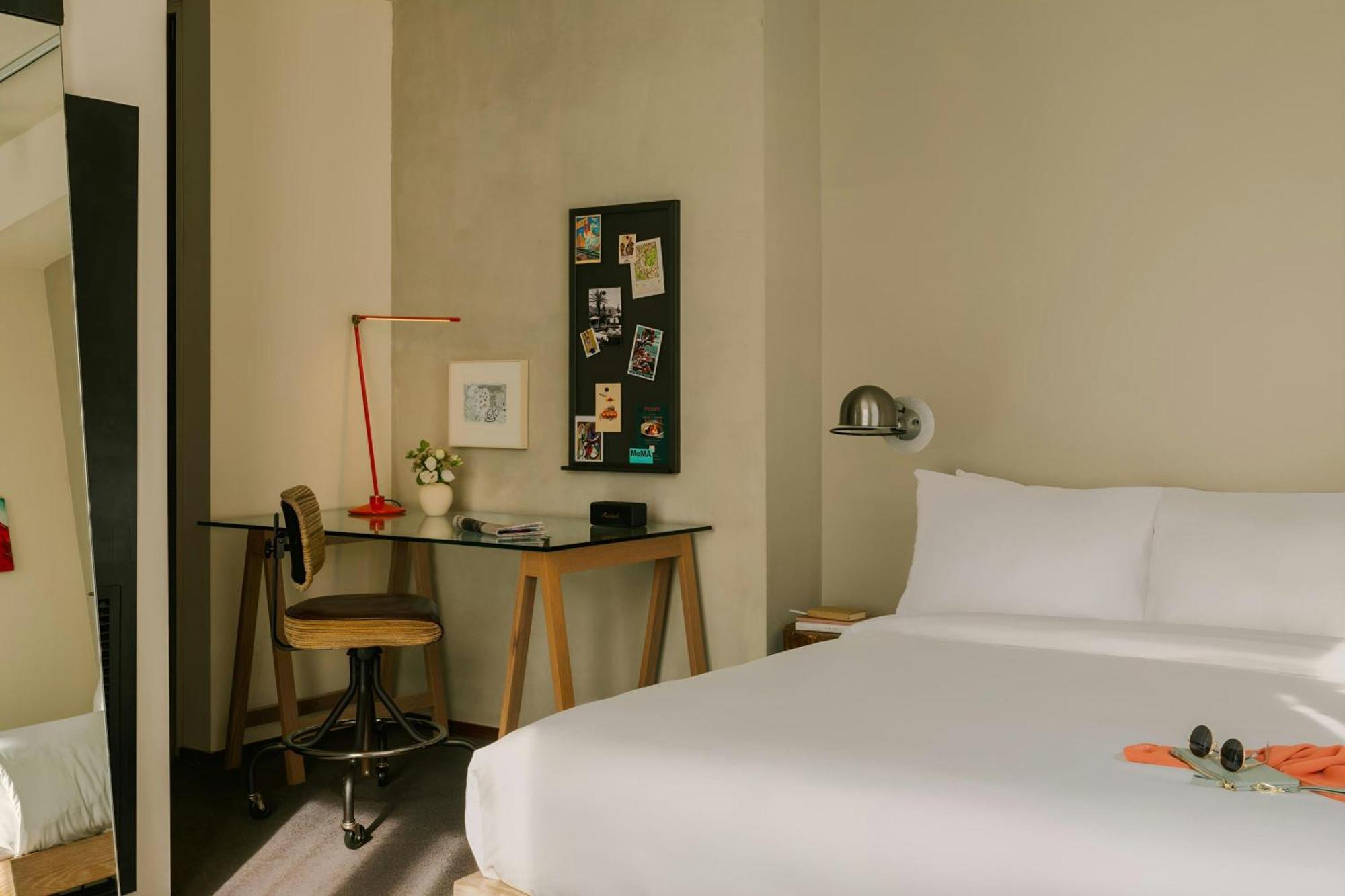 Hotel Sonder Chambers New York